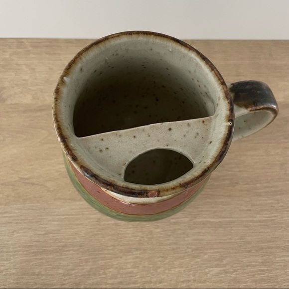 Vintage Pottery Mug - Picture 3 of 5